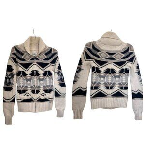 Aritzia TNA Wool SkyToSea Cowichan Zip Cardigan Knit Lambswool Sweater Pockets M